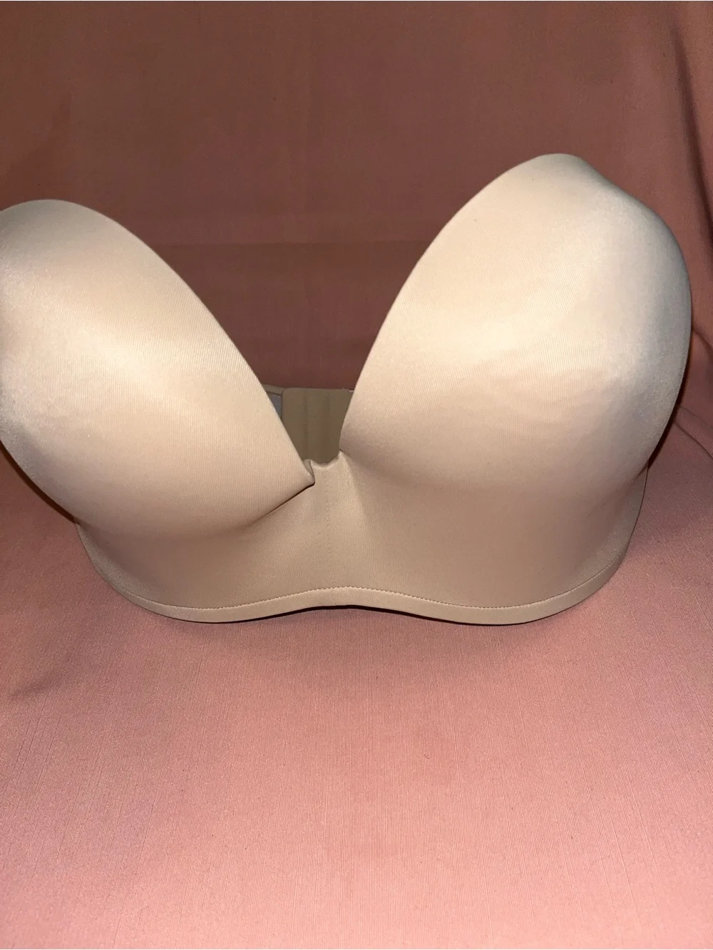 Strapless Nude Seamless Strapless Bra Delmira 42F NWT